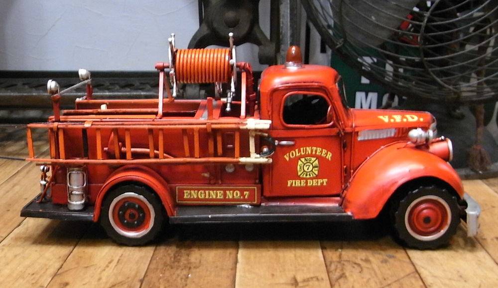  消防車C ブリキ製自動車 ブリキのおもちゃ アメリカン雑貨画像