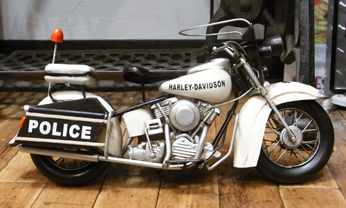 ポリスバイク ブリキのおもちゃ ブリキ製オートバイ アメリカン雑貨画像