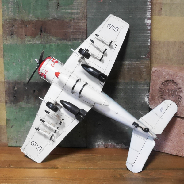 ブリキ製戦闘機 ブリキのおもちゃ　ブリキ製飛行機　アメリカン雑貨画像