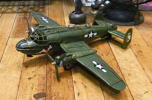 ブリキのおもちゃ 飛行機 戦闘機 fighter ブリキ製飛行機 アメリカン雑貨