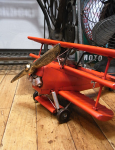 複葉機ドイツ 【フォッカーモデル】 ブリキのおもちゃ　ブリキ製飛行機　アメリカン雑貨画像
