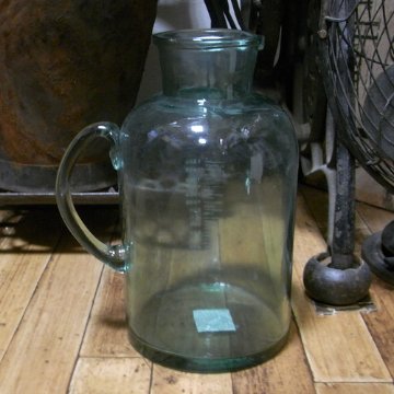 アンティーク グリーン ガラスボトル インテリア ガラス瓶　ガーデニング雑貨　カントリー雑貨　　画像