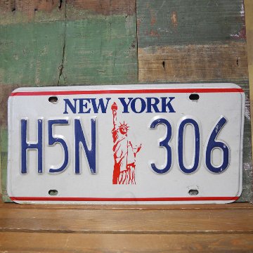  アメリカ ユーズドナンバープレート　ニューヨーク　NY ブリキ看板の画像