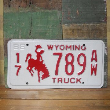 アメリカ　ユーズドナンバープレート ワイオミング州 ブリキ看板 アメリカン雑貨の画像
