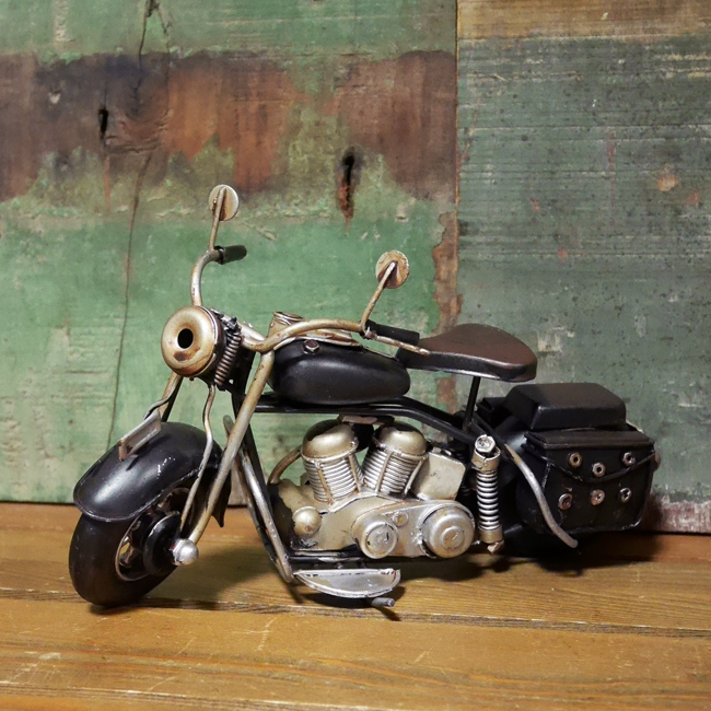 ブリキのおもちゃ ハーレータイプ レトロバイク ブラック インテリア オートバイ画像