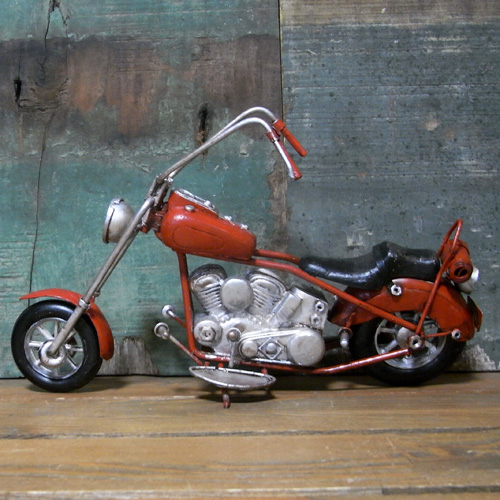 ブリキのおもちゃ チョッパーバイク レッド インテリア オートバイ画像