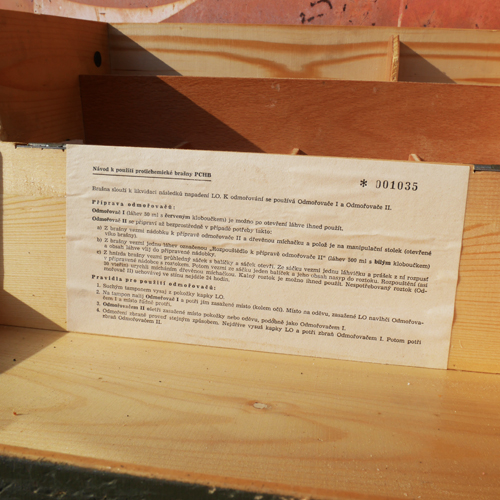 チェコ軍 ミリタリーメディカルウッドボックス 木箱 収納ファーストエイド 救急箱画像