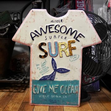 エンボス プレート Awesome Surf Tシャツ型ブリキ看板　ハワイアン　サーフィング　アメリカン雑貨画像