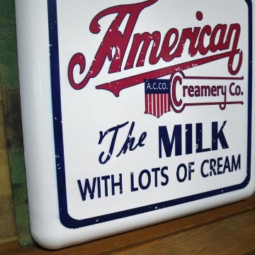 アメリカンミルク エンボスメタルウォールデコ　アドバタイジングサイン  ブリキ看板 アメリカン雑貨画像