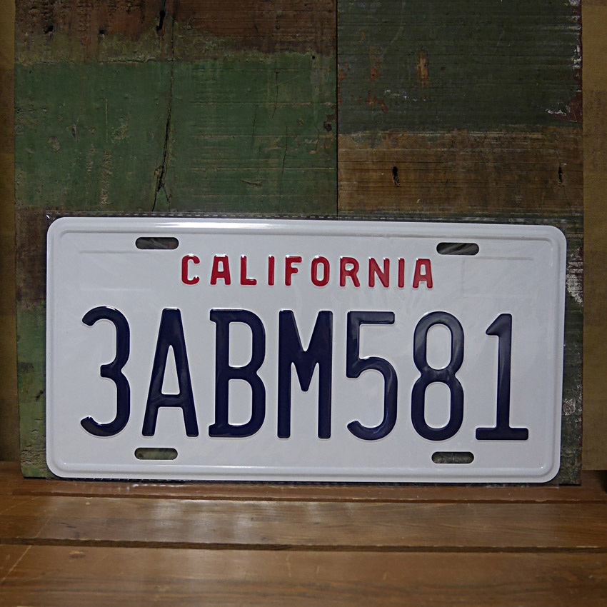 カリフォルニア 3ABM581 ナンバープレート アルミサインプレート アメリカン雑貨