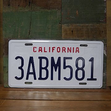 カリフォルニア 3ABM581　ナンバープレート  アルミサインプレート　アメリカン雑貨画像