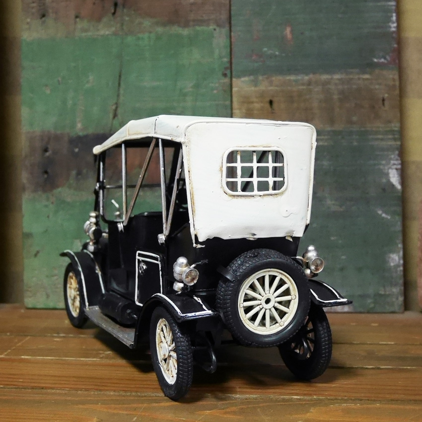 ヴィンテージカー　クラシックカー　ブリキのおもちゃ アメリカン雑貨画像