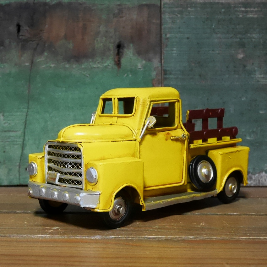 ヴィンテージカー ピックアップトラック truck ブリキのおもちゃ アメリカン雑貨