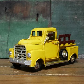 ヴィンテージカー　ピックアップトラック truck  ブリキのおもちゃ アメリカン雑貨画像