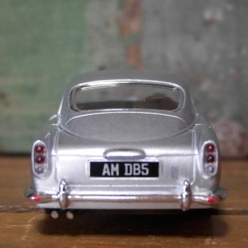 アストンマーティン【 ASTON MARTIN DB5】  プルバックミニカー　007　キンスマート アメリカン雑貨画像
