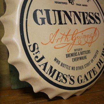 ギネス エンボス ボトルキャップサイン  GUINNESS  インテリア 王冠型 ブリキ看板 アメリカン雑貨画像