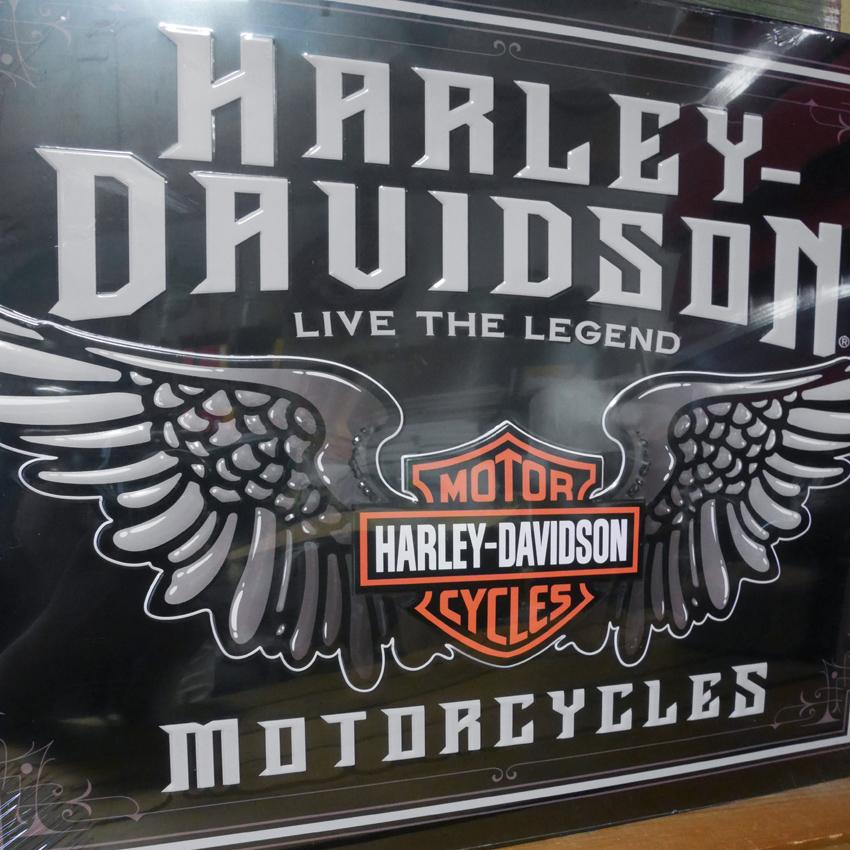 ハーレーダビッドソン HARLEY-DAVIDSON  翼付きバー&シールド 　エンボスティンサイン  アメリカン雑貨画像