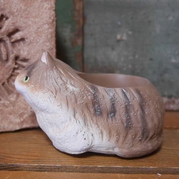 くつろぎ猫 リトルレジンポット プランター 鉢 グリーンポット ガーデニング雑貨画像