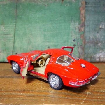 シボレー コルベット スティングレイ 1/36 プルバックミニカー 1963 Corvette Sting Ray　キンスマート アメリカン雑貨の画像