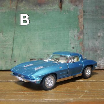 シボレー コルベット スティングレイ 1/36 プルバックミニカー 1963 Corvette Sting Ray　キンスマート アメリカン雑貨の画像