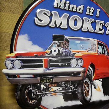 アンティークエンボスプレート Mind if I SMOKE  ブリキ看板 ガレージインテリア　アメリカン雑貨の画像
