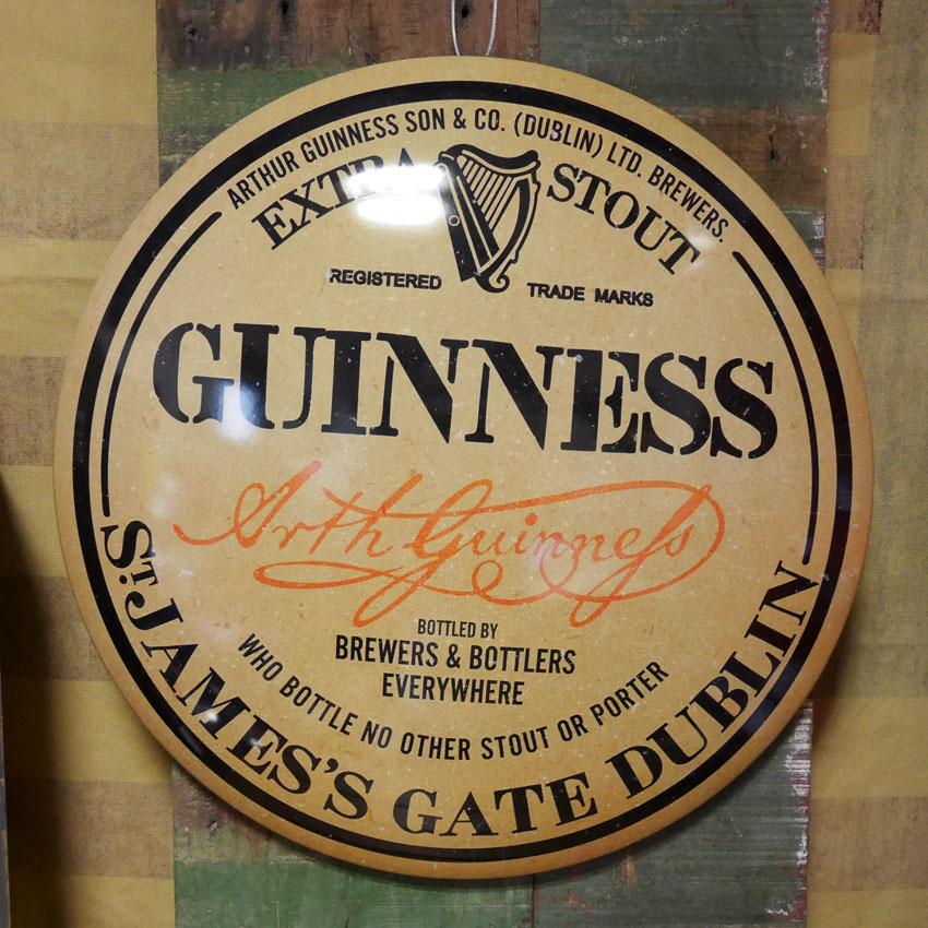 ギネスビール ドームメタルサイン GUINESS BEER  ブリキ看板　アメリカン雑貨の画像
