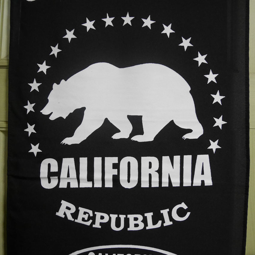 カリフォルニア ナイロンフラッグ タペストリー CALIFORNIA BEAR BLACK インテリア アメリカン雑貨の画像