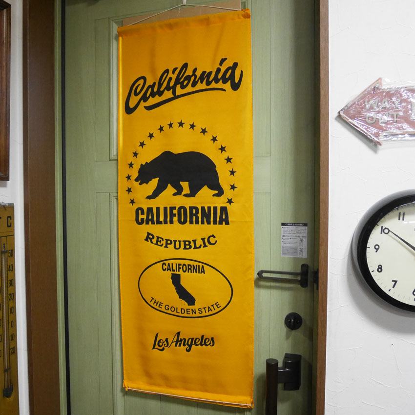 カリフォルニア ナイロンフラッグ タペストリー CALIFORNIA BEAR YELLOW インテリア アメリカン雑貨の画像
