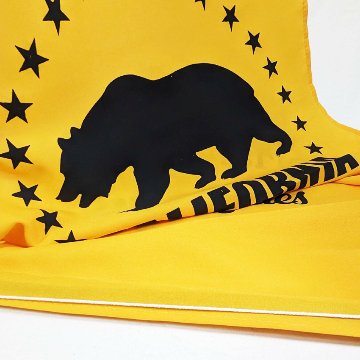 カリフォルニア ナイロンフラッグ タペストリー CALIFORNIA BEAR YELLOW インテリア アメリカン雑貨の画像