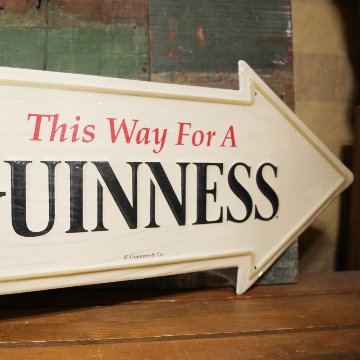 ギネスビール ダイカット エンボスメタルサイン GINNESS ARROW ビンテージ  アメリカン雑貨の画像