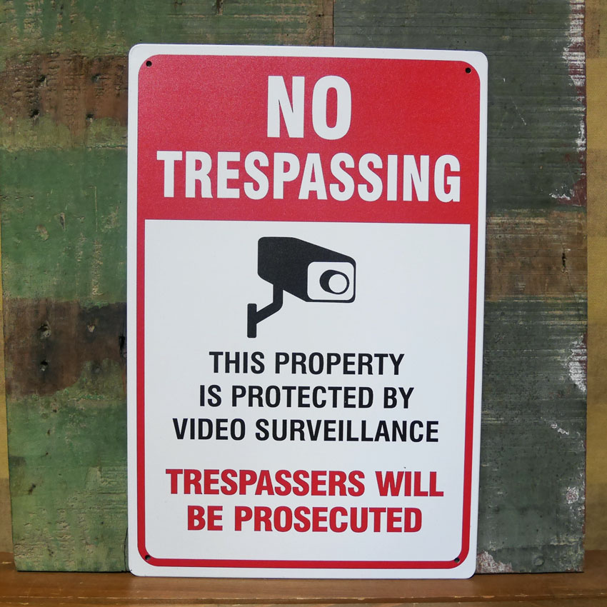 NO TRESPASSING アメリカン サインボード A4 インテリア 防犯カメラ作動中 ブリキ看板 アメリカン雑貨の画像