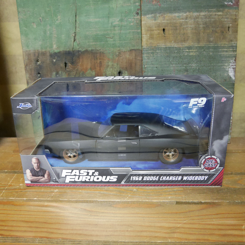 ワイルドスピードダイキャストカー DOM's 1968 DODGE CHARGER WIDEBODY 1/24 レトロミニカー JADATOYS アメ車 の画像