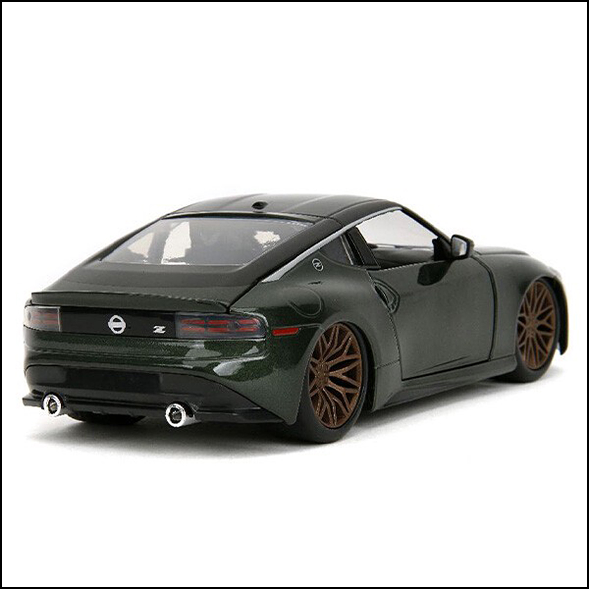 ワイルドスピードダイキャストカー  2003 NISSAN Z JADATOYS1/24 日産　レトロレトロミニカー　の画像
