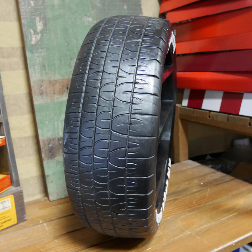 タイヤ シェルフ インテリア 棚 RESIN TIRE SHELF　アメリカンインテリア　アメリカン雑貨の画像