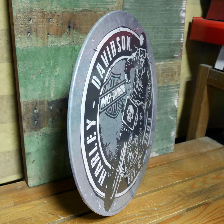 ハーレーダビッドソン ラウンドブリキ看板 ダートトラックレーサーロゴ エンボスティンサイン アメリカン雑貨の画像