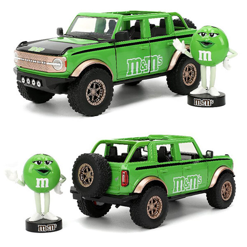 M&M'S レトロミニカー 1/24 JADA TOYS 2021 FORD BRONCO w/GREEN FIGURE エムアンドエムズ　アメリカン雑貨の画像