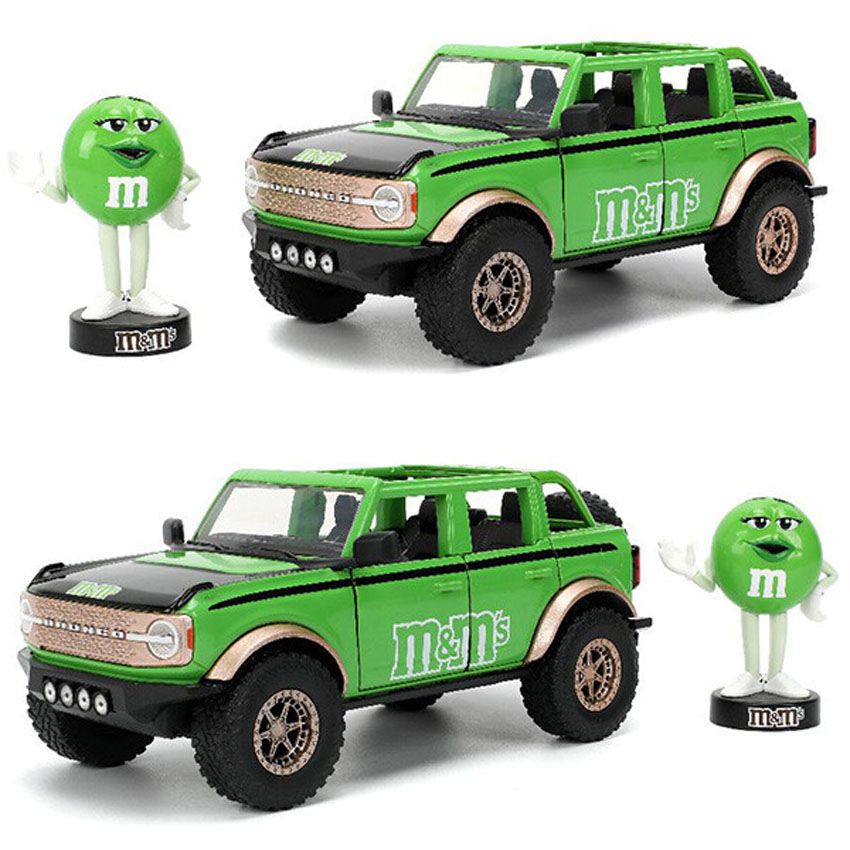 M&M'S レトロミニカー 1/24 JADA TOYS 2021 FORD BRONCO w/GREEN FIGURE エムアンドエムズ　アメリカン雑貨の画像