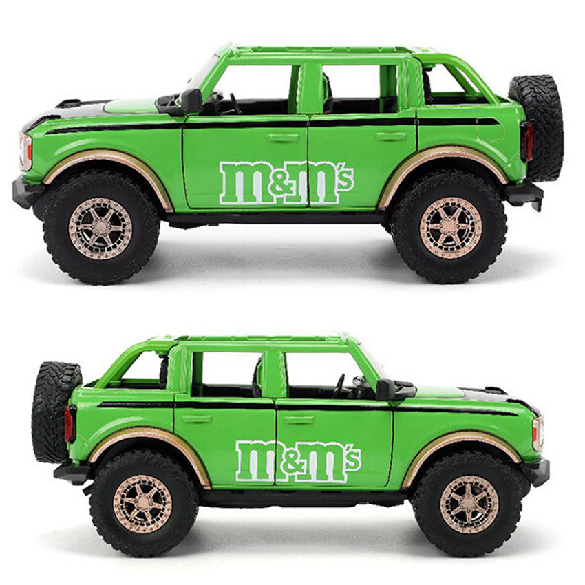 M&M'S レトロミニカー 1/24 JADA TOYS 2021 FORD BRONCO w/GREEN FIGURE エムアンドエムズ　アメリカン雑貨の画像
