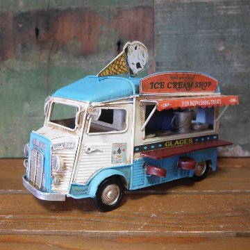 フードトラック　アイスクリームカー ブリキのおもちゃ ブリキ製自動車 アメリカン雑貨の画像