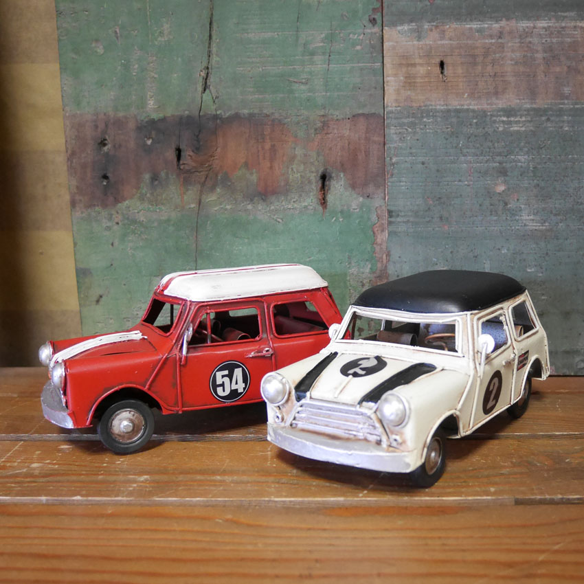 ノスタルジックデコ ＭＣレーシング ブリキのおもちゃ　ミニクーパー ブリキ製自動車 アメリカン雑貨の画像