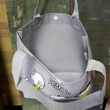スヌーピーライン  ランチトートバッグ　手提げトートバッグ PEANUTS　アメリカン雑貨の画像