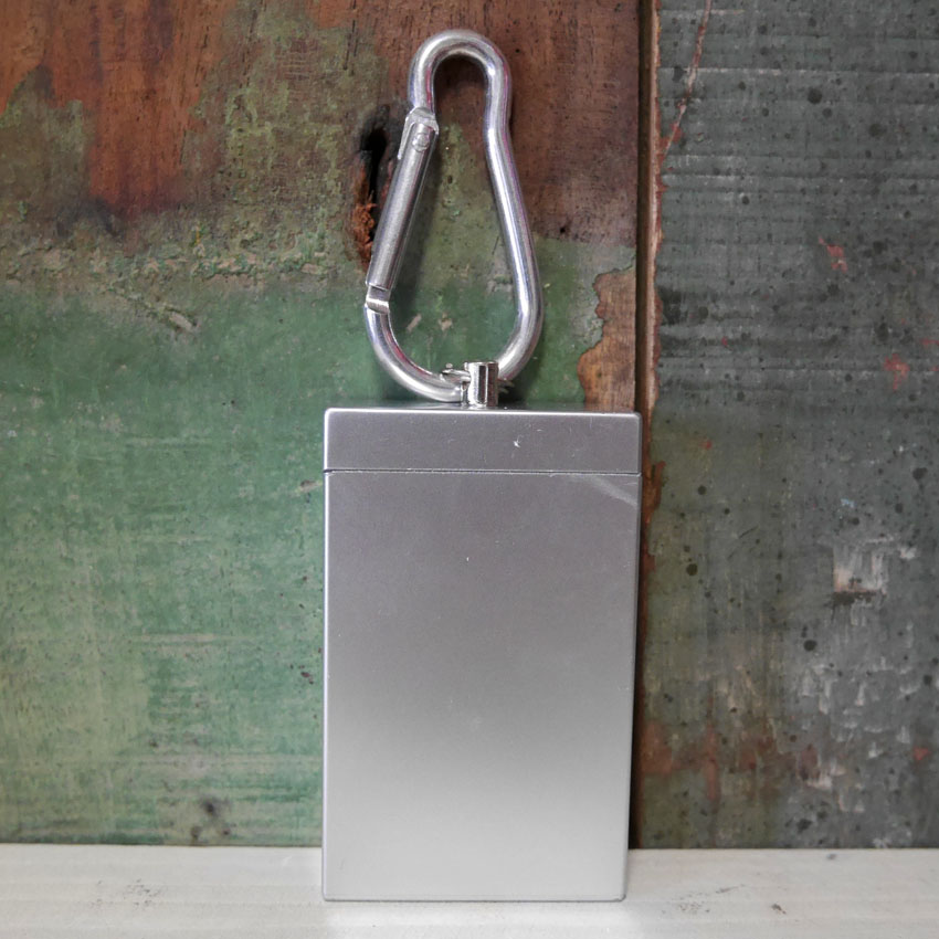 マルボロ灰皿 Marlboro マールボロ OCTAGONデザイン重厚メタル灰皿 蓋