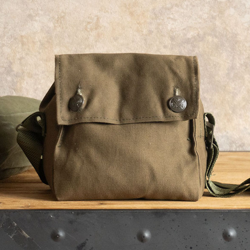 チェコ軍 キャンバス ショルダーバッグ ミリタリー 鞄 デッドストック品　アンティーク雑貨の画像