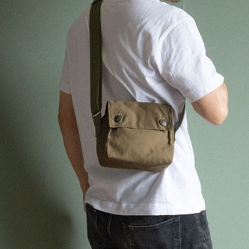 チェコ軍 キャンバス ショルダーバッグ ミリタリー 鞄 デッドストック品　アンティーク雑貨の画像