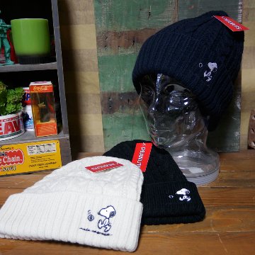 スヌーピー ニット帽 SNOOPY ニットキャップ PEANUTS　ケーブル編み　アメカジ　アメリカン雑貨の画像