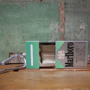 タバコ箱型 携帯灰皿 キーホルダー 灰皿 キャメル マルボロメンソール　灰皿の画像