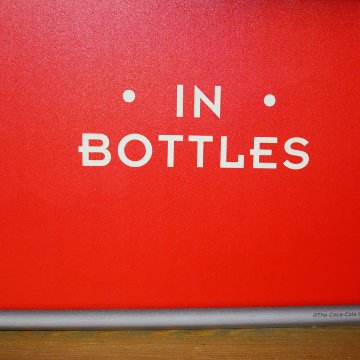 ダイカット エンボスメタルサイン Coca-Cola ベンディンマシーン コカコーラ ブリキ看板 アメリカン雑貨　の画像