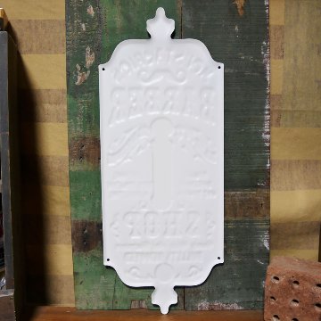 アンティークエンボスプレートBARBER SHOP インテリア ブリキ看板 バーバーショップ 散髪屋  アメリカン雑貨の画像