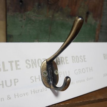 4連 ウォールフック ホワイト フックハンガー 60cm アンティーク  アメリカン雑貨インテリア雑貨の画像