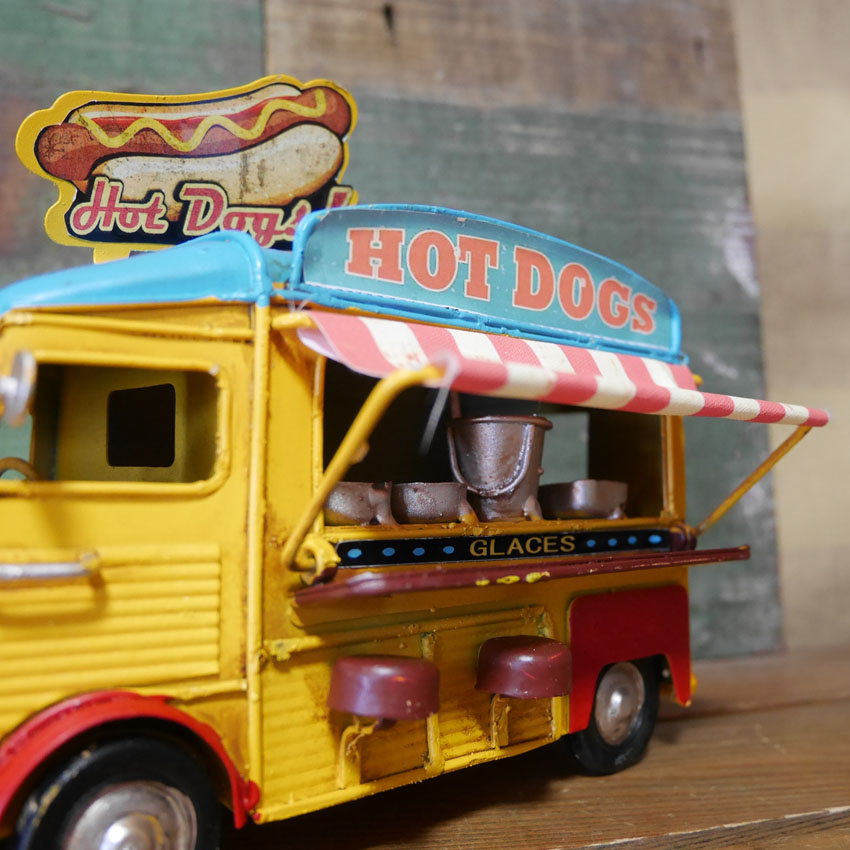 ノスタルジックデコ フードカー ホットドッグ キッチンカー ブリキのおもちゃ フードトラック ブリキ製自動車 アメリカン雑貨の画像